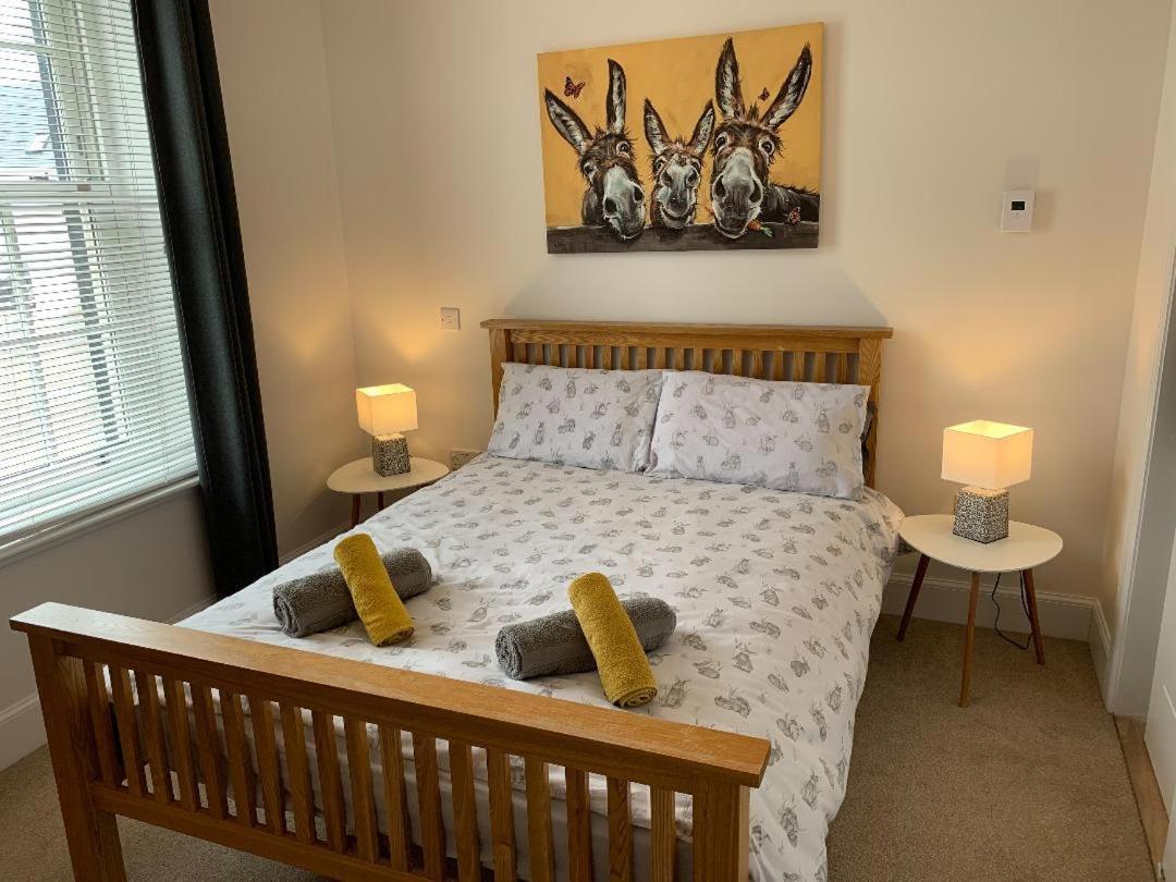 No 7 Quiet, Two Bedroom Ground Floor Flat In Tornagrain Great For Early Airport Departures Or Late Flights Dalcross Eksteriør billede